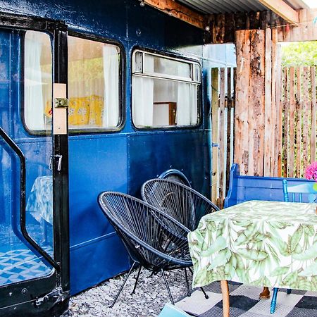 Отель Double Decker Bus At Valentia Island Escape Chapeltown Экстерьер фото